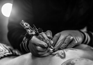Second Skin: Rewolucja w Pielęgnacji Świeżych Tatuaży